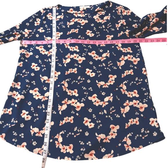 PLEIONE Blouse Top M Pretty Flowers Career Office Professional Dressy Floral - Picture 4 of 9